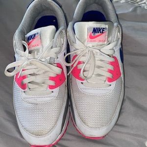 Nike Air Maxes,Size 10.5 in Women,Blue,Grey & Pink